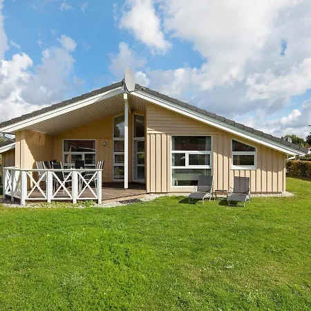 12 Person In Holiday home Groemitz