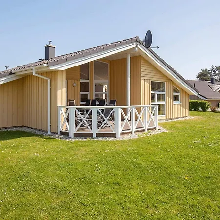 12 Person In * Grömitz