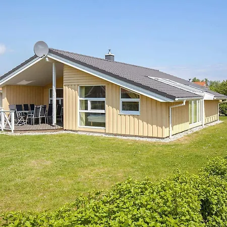 度假居 12 Person In 格洛米茨