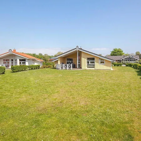 12 Person In Holiday home