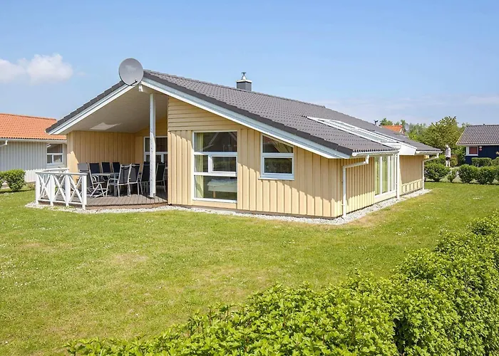 Ferienhaus 12 Person In Grömitz
